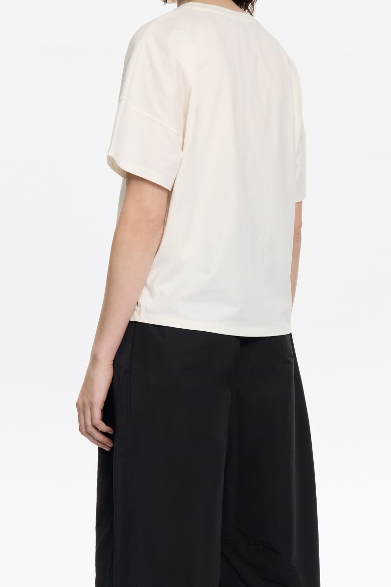 CAMISETA Marfil