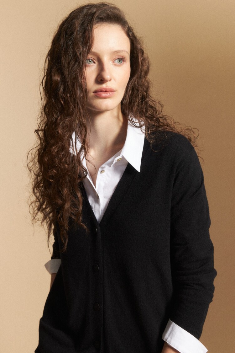CARDIGAN ROMERO Negro
