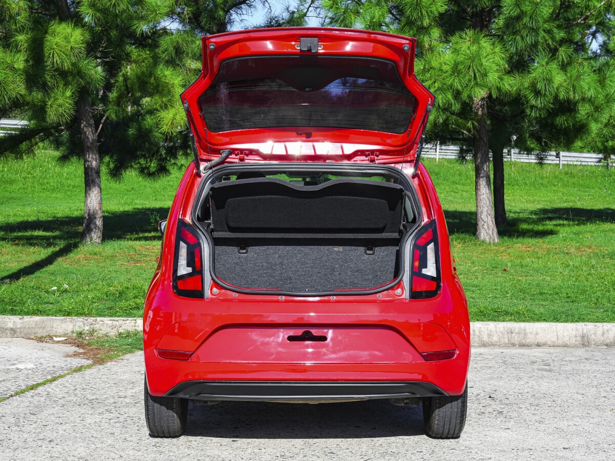 Volkswagen Up Move 1.0 Extra Full | Permuta / Financia Volkswagen Up Move 1.0 Extra Full | Permuta / Financia