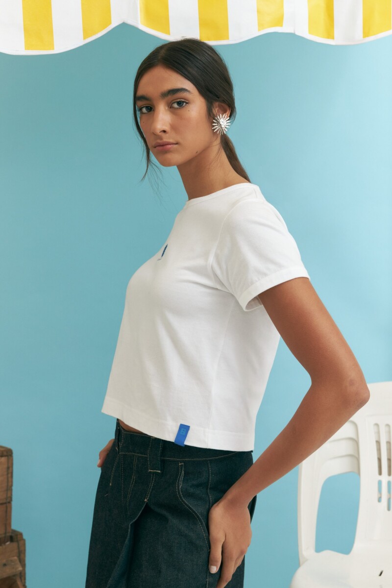 PREVENTA Remera be charrua blanco
