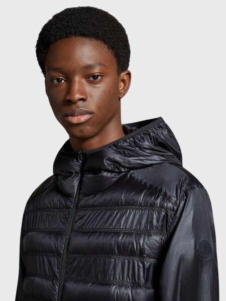 Moncler - Campera corta con capucha, LUSENEY Negro