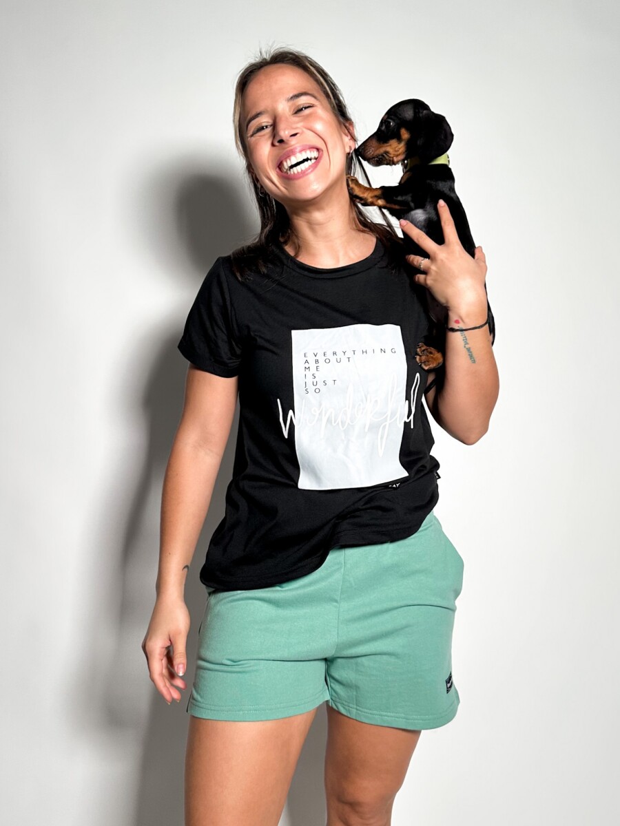 Remera estampada Oriana - Negro 
