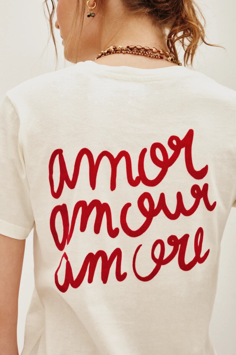 Remera Amoure Crudo