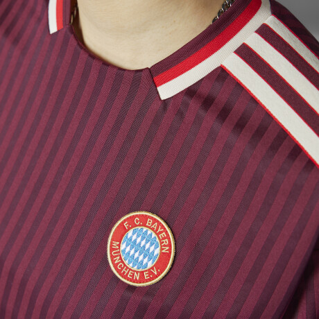 adidas Camiseta BAYERN TERRACE ICONS SHADOW RED