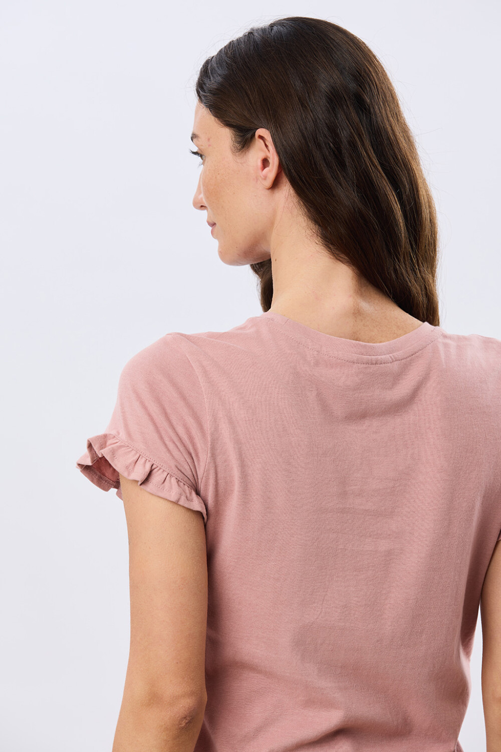 REMERA DE ALGODÓN CON VOLADO Rosado