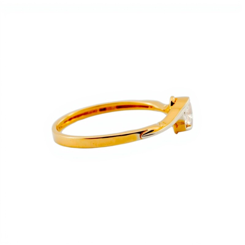 Anillo-Oro bajo-Piedras Zirconias-AN8031 conpiedra