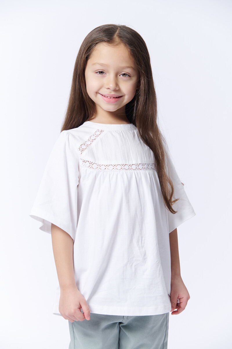 Blusa manga corta broderie - Cruda 