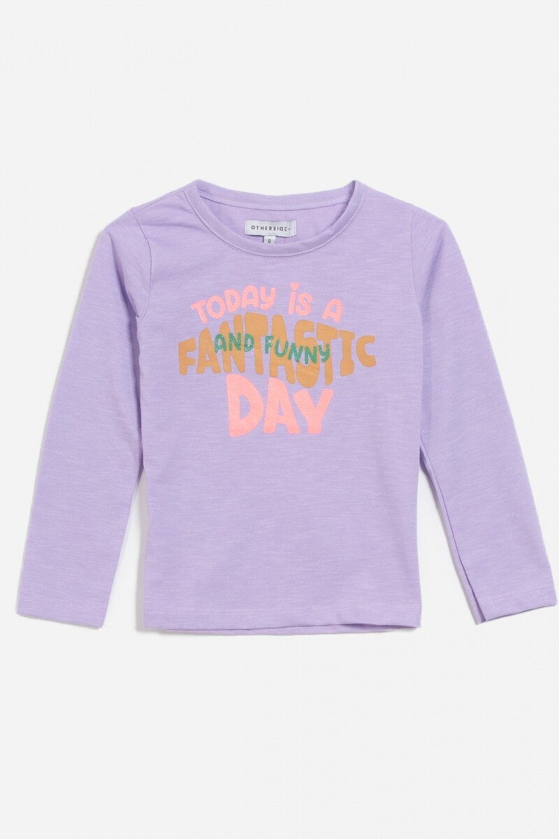 Remera Fantastic day LAVANDA