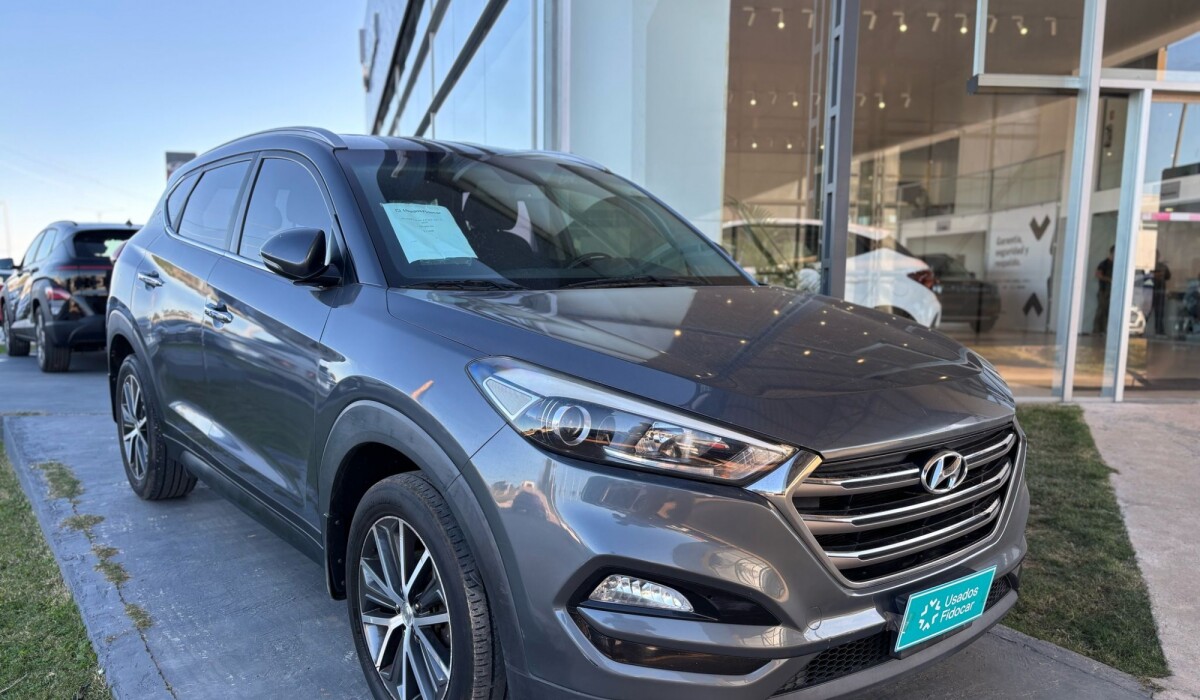 Hyundai Tucson 2,0 GLS Safe AT - 2016 Hyundai Tucson 2,0 GLS Safe AT - 2016