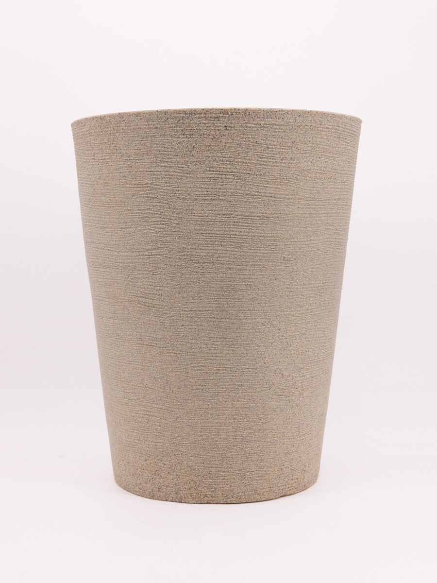 MACETERO CONO CONCRETO - GRIS 