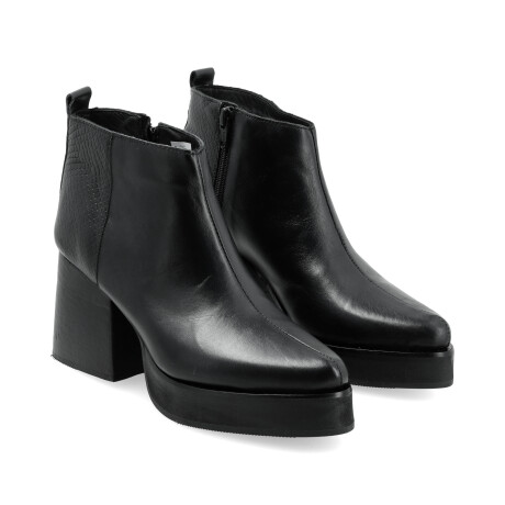 BOTA VENET - CUERO RAMONA NEGRO