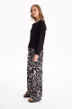 Blusa Kyra Negro