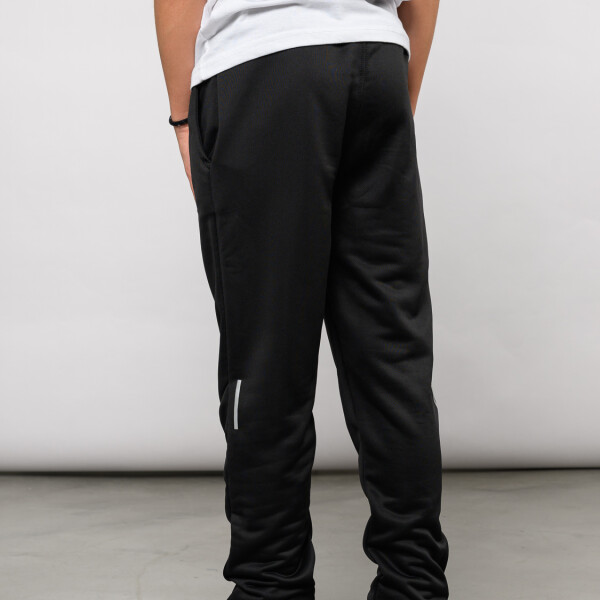 Pantalón Training Tapered Umbro Niños 002