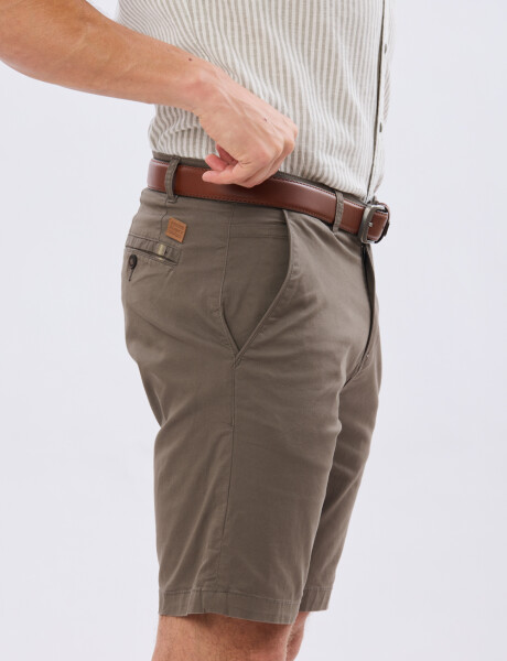 BERMUDA CLASICA CON ELASTANO Khaki