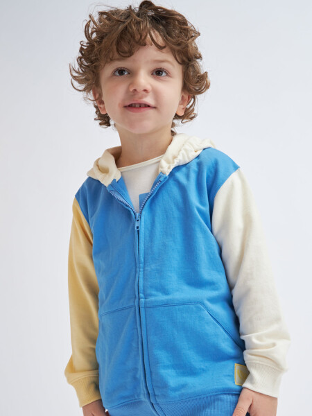 Chaqueta deportiva liviana con capucha Azul vibrante