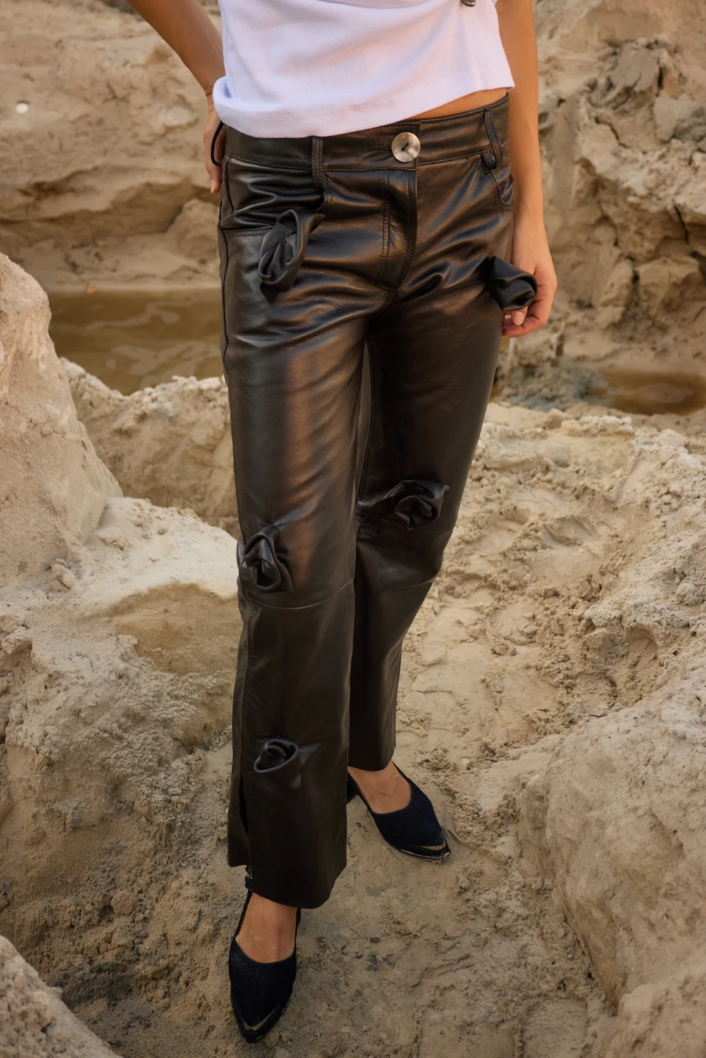 Leather Rosette jeans