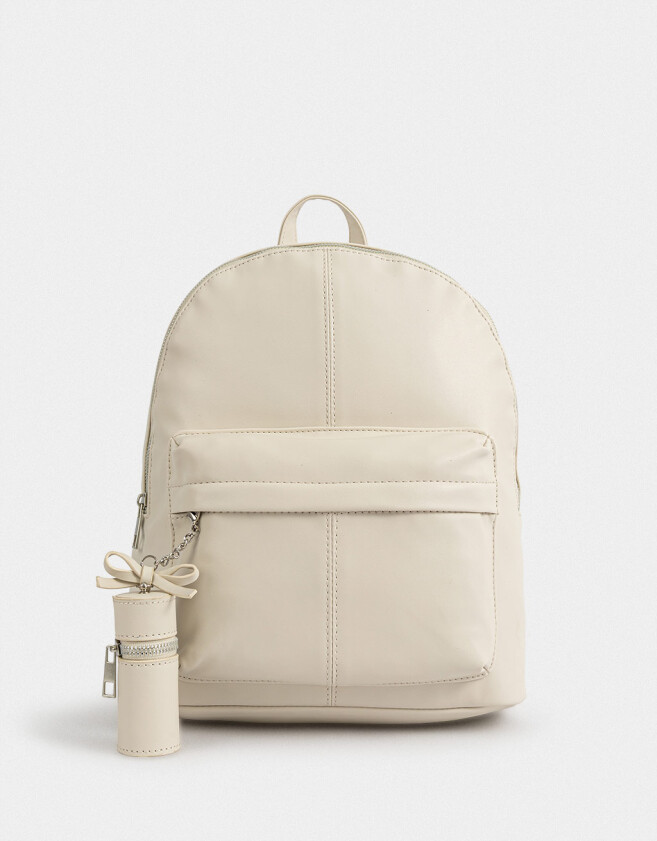 Mochilas Urbanas Mochila Con Charm - Blanco Crudo