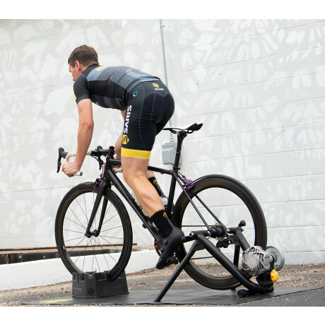 Soporte Para Rueda Delantero Saris Riser Block Soporte Para Rueda Delantero Saris Riser Block