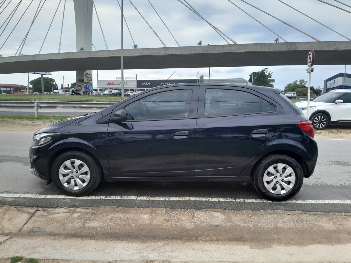 Chevrolet Joy 1.0 Extra Full | Permuta / Financia Chevrolet Joy 1.0 Extra Full | Permuta / Financia