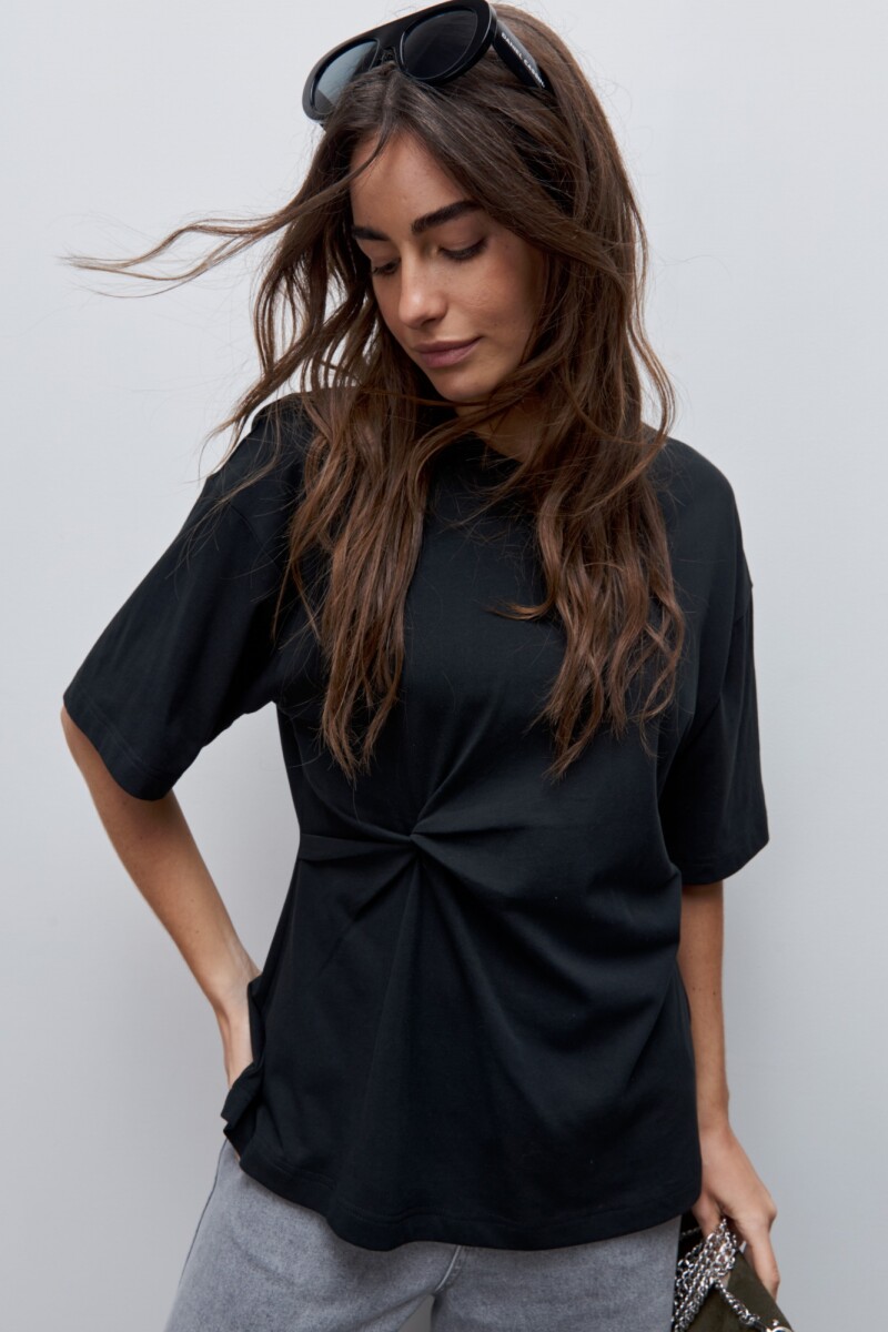 REMERA ELIA Negro