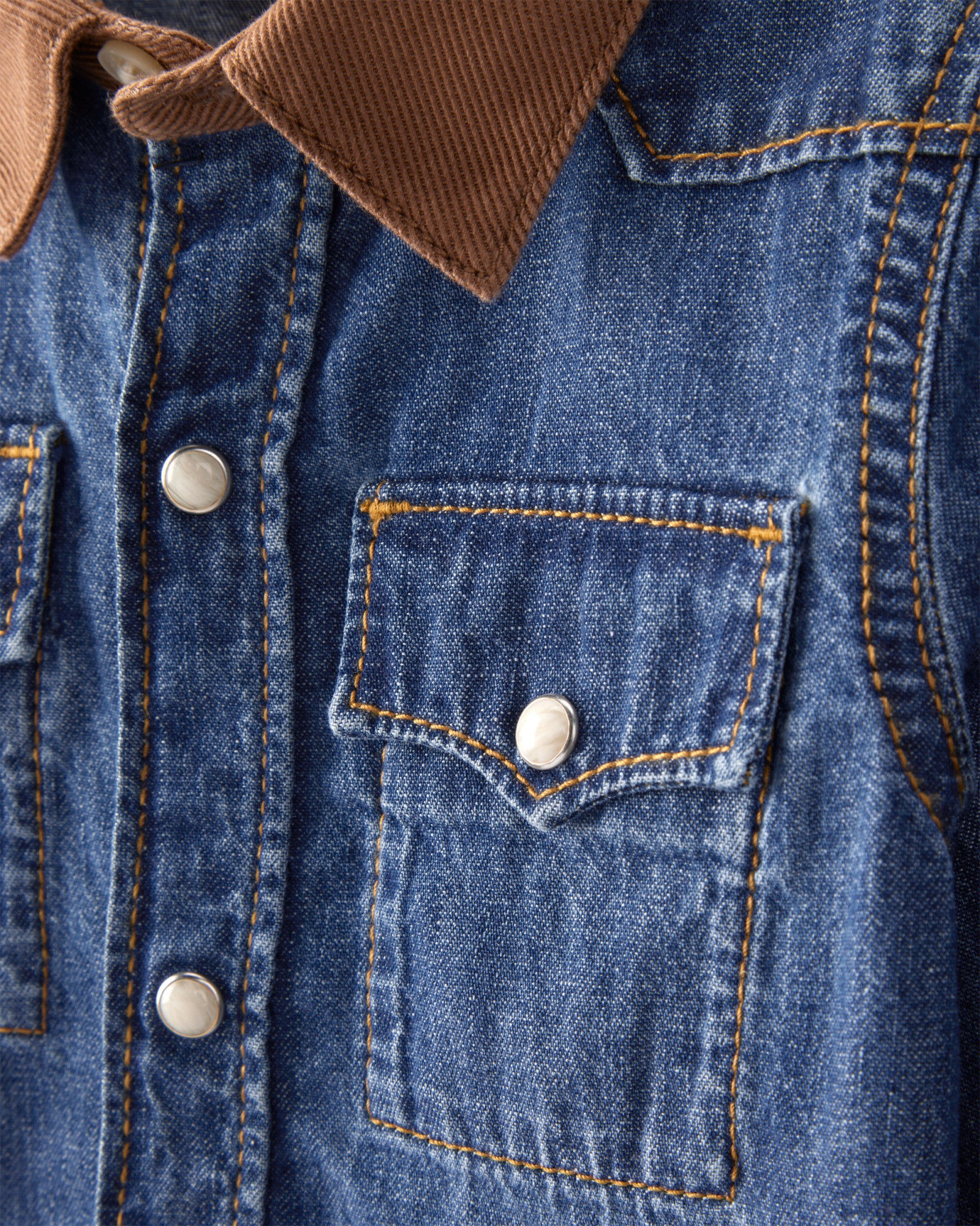 Camisa jean con cuello de pana Sin color