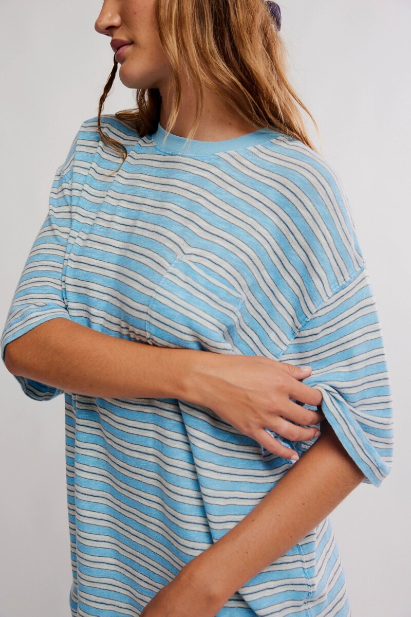 REMERA ALL LOVE POCKET Azul
