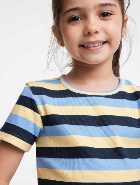 BLUSA INFANTIL ESTAMPADA MULTICOLOR