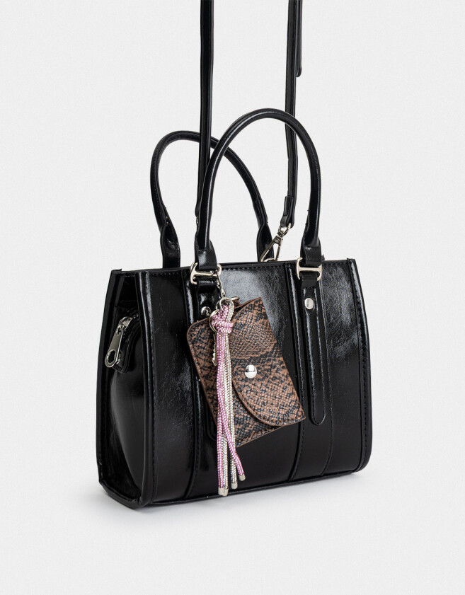 City Cartera City Con Charm - Negro