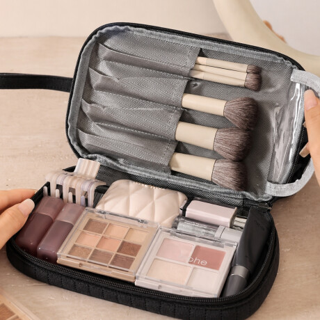 Neceser con bolsillo inferior Velvet BLove Negro