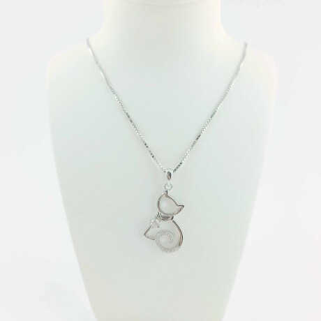 Dije de plata 925 con circonias. Gatito. Dije de plata 925 con circonias. Gatito.