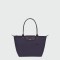 Longchamp -Cartera Longchamp plegable de nylon con cierre y asa larga, Le pliage M Violeta