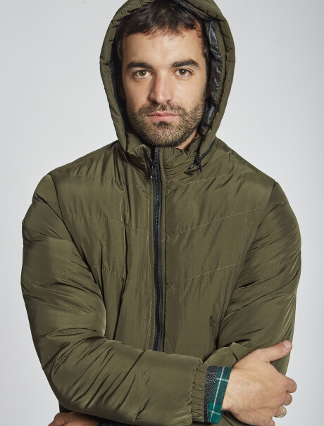 Campera nylon verde