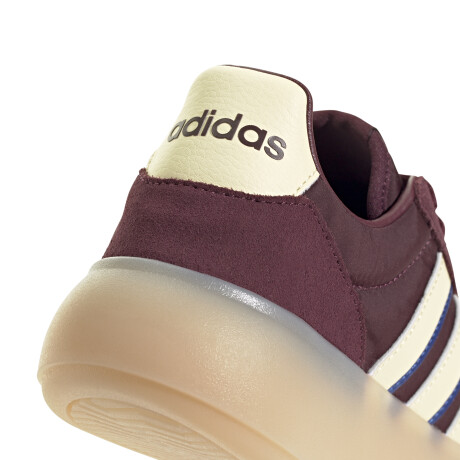 Championes adidas Barreda Decode Burgundy