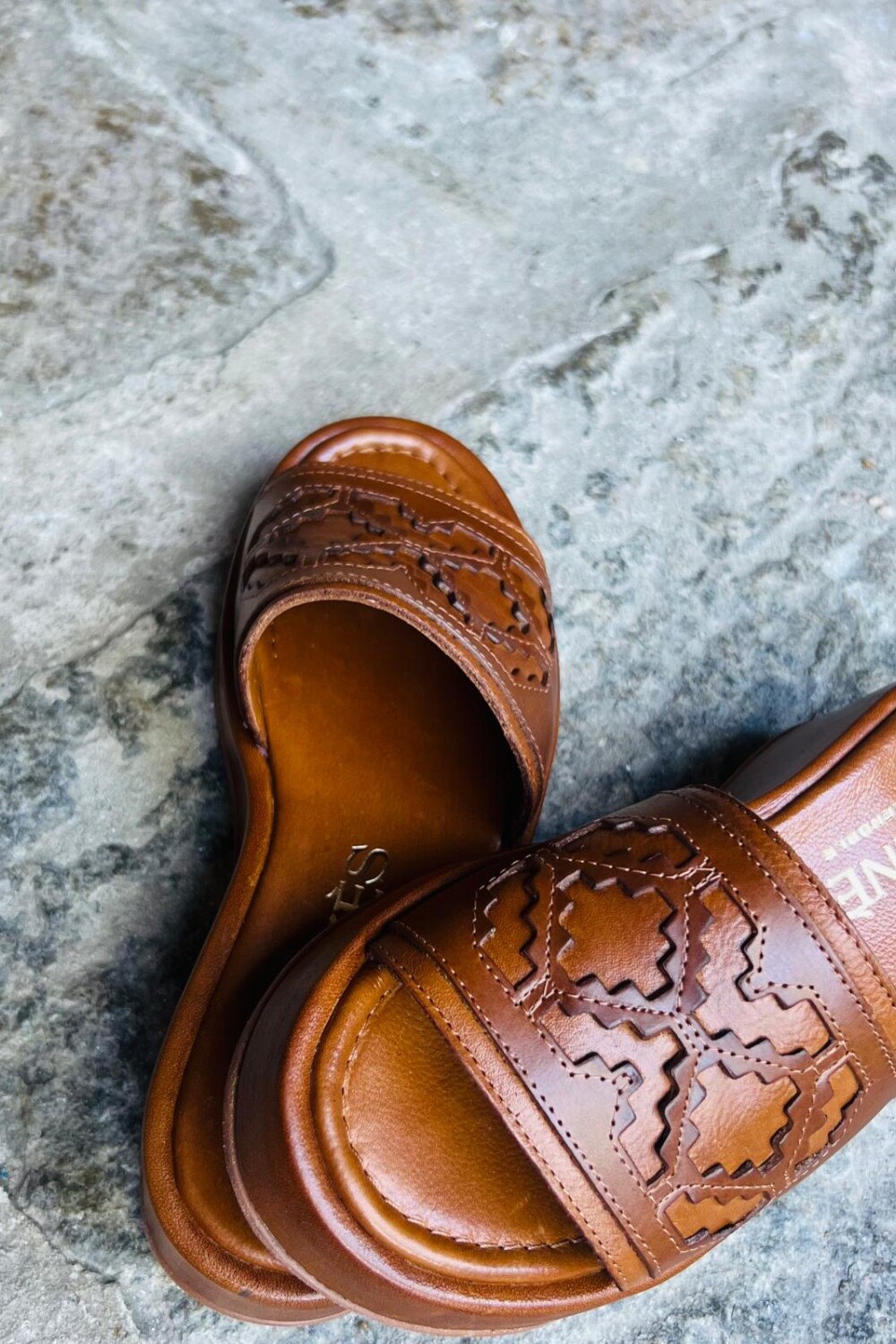 Fancy Pampa Shoes Camel