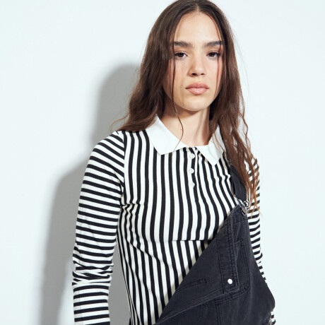 REMERA RUFINA Negro/Crudo