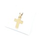 Cruz en oro 18k bombe. Medidas 2 x 1,5mm aproximadamente Cruz en oro 18k bombe. Medidas 2 x 1,5mm aproximadamente