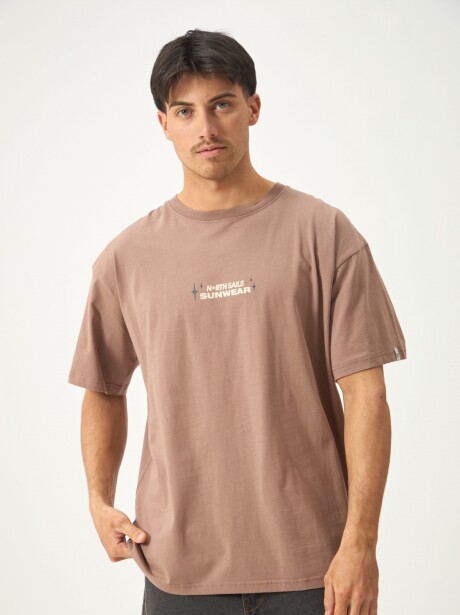 REMERA SUNWEAR MARRON