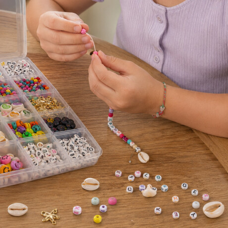 Set de mostacillas con tijera y dos tanzas - Letras y más accesorios Sc