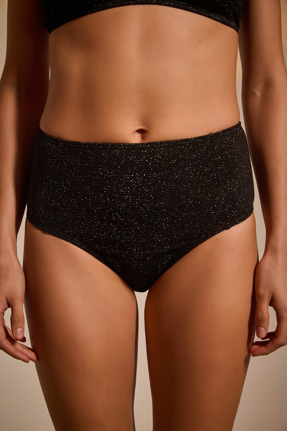 Tiro Alto Hammana Er Negro