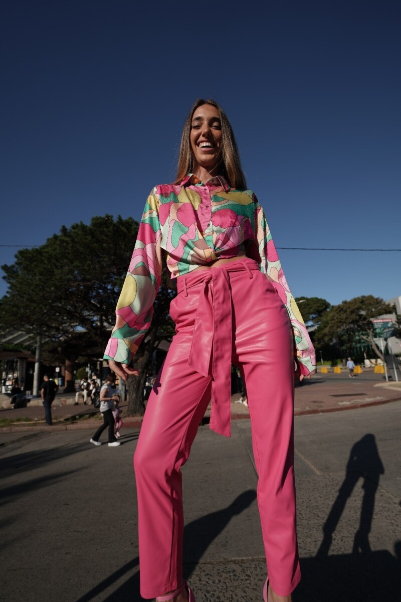 Pantalón efecto cuero con lazo Fucsia