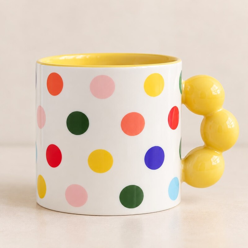 45-2K-005 Taza De Ceramica Modelo Lunares