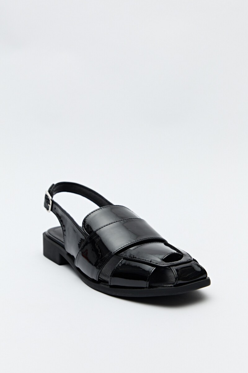 ZUECO JESANA Charol Negro