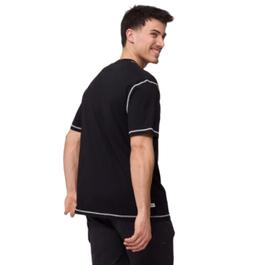 Remera Rusty Herity - Negro Remera Rusty Herity - Negro