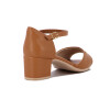 Sandalia Mujer Comfortflex Tira Ancha Con Pulsera Camel