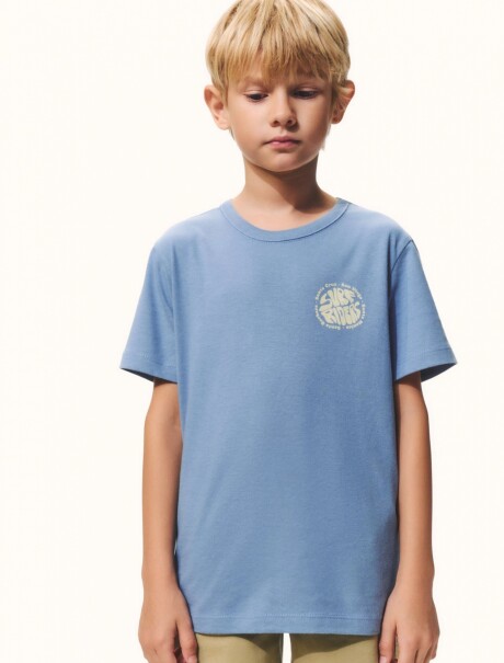 CAMISETA INFANTIL CON ESTAMPA AZUL