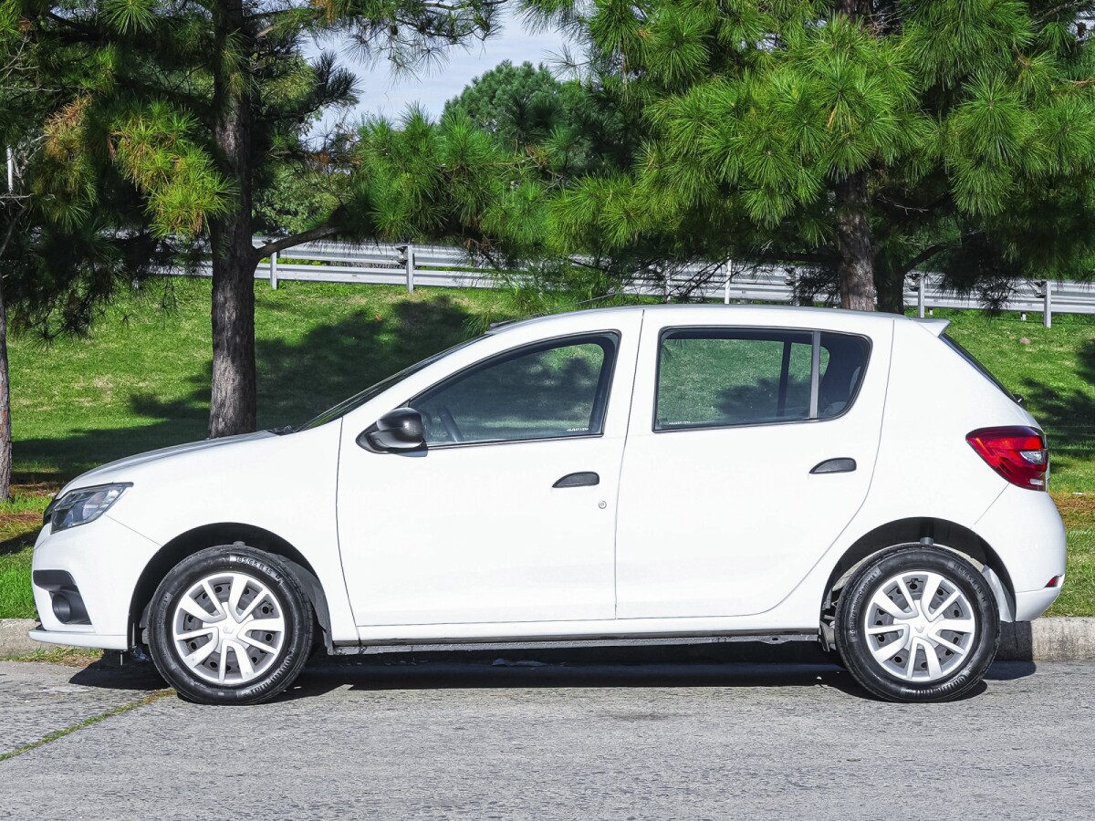 Renault Sandero Life EXCELENTE ESTADO! | Permuta / Financia Renault Sandero Life EXCELENTE ESTADO! | Permuta / Financia