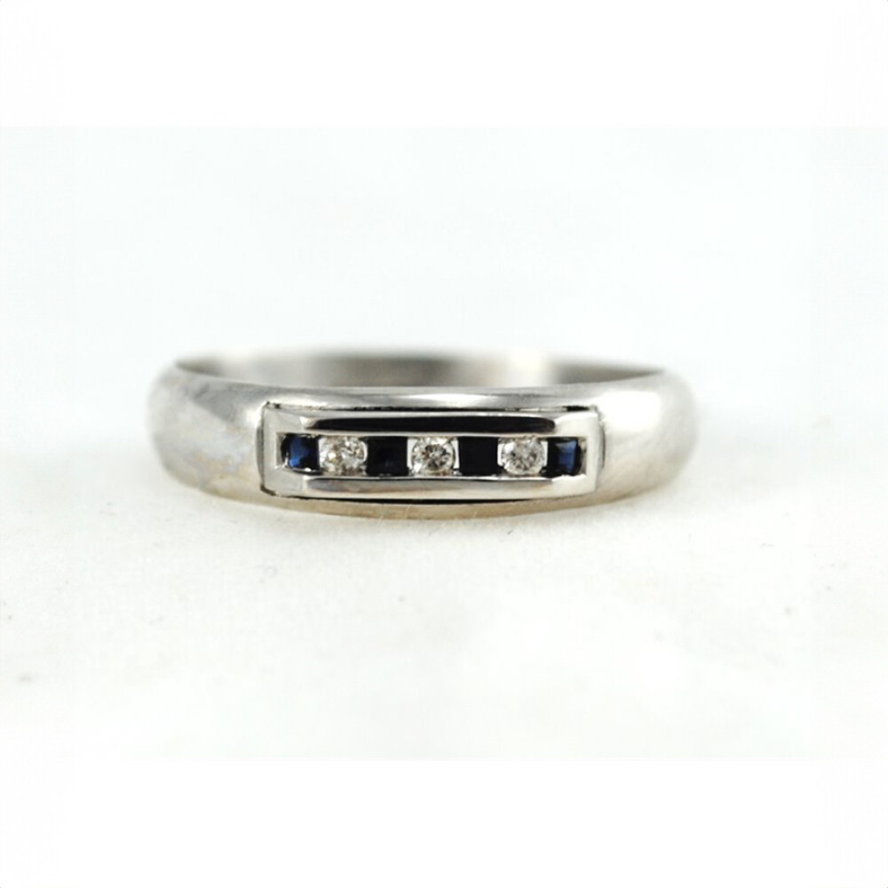 Anillo Oro 18K Con Brillantes Y Zafiros Anillo Oro 18K Con Brillantes Y Zafiros