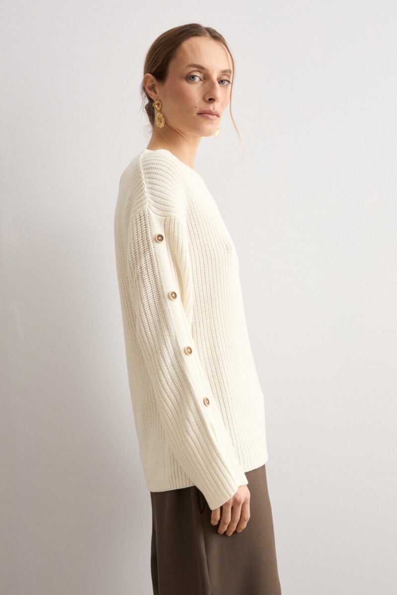 Sweater con botones crudo