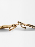 Pendientes Ovalados Con Relieve dorado