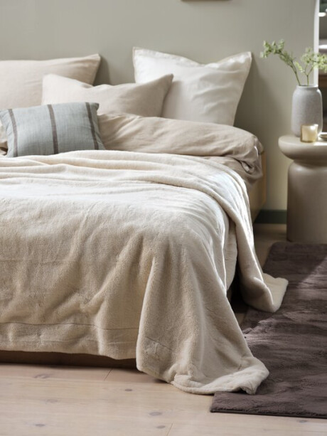 Manta throw KALKLOK 220x240 pelo beige Manta throw KALKLOK 220x240 pelo beige